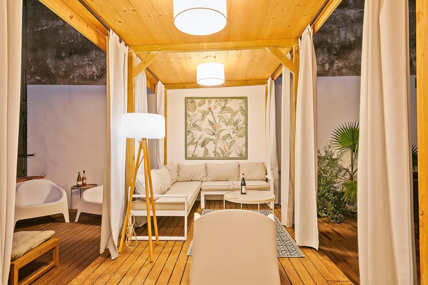 Penthouse With Rooftop In The Barceloneta -