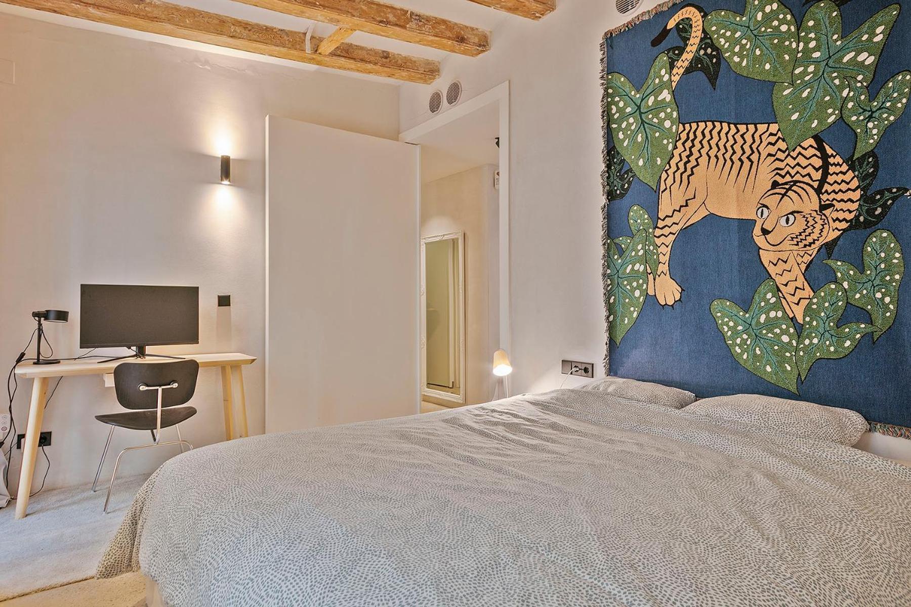 Apartment Penthouse With Rooftop In The Barceloneta - *