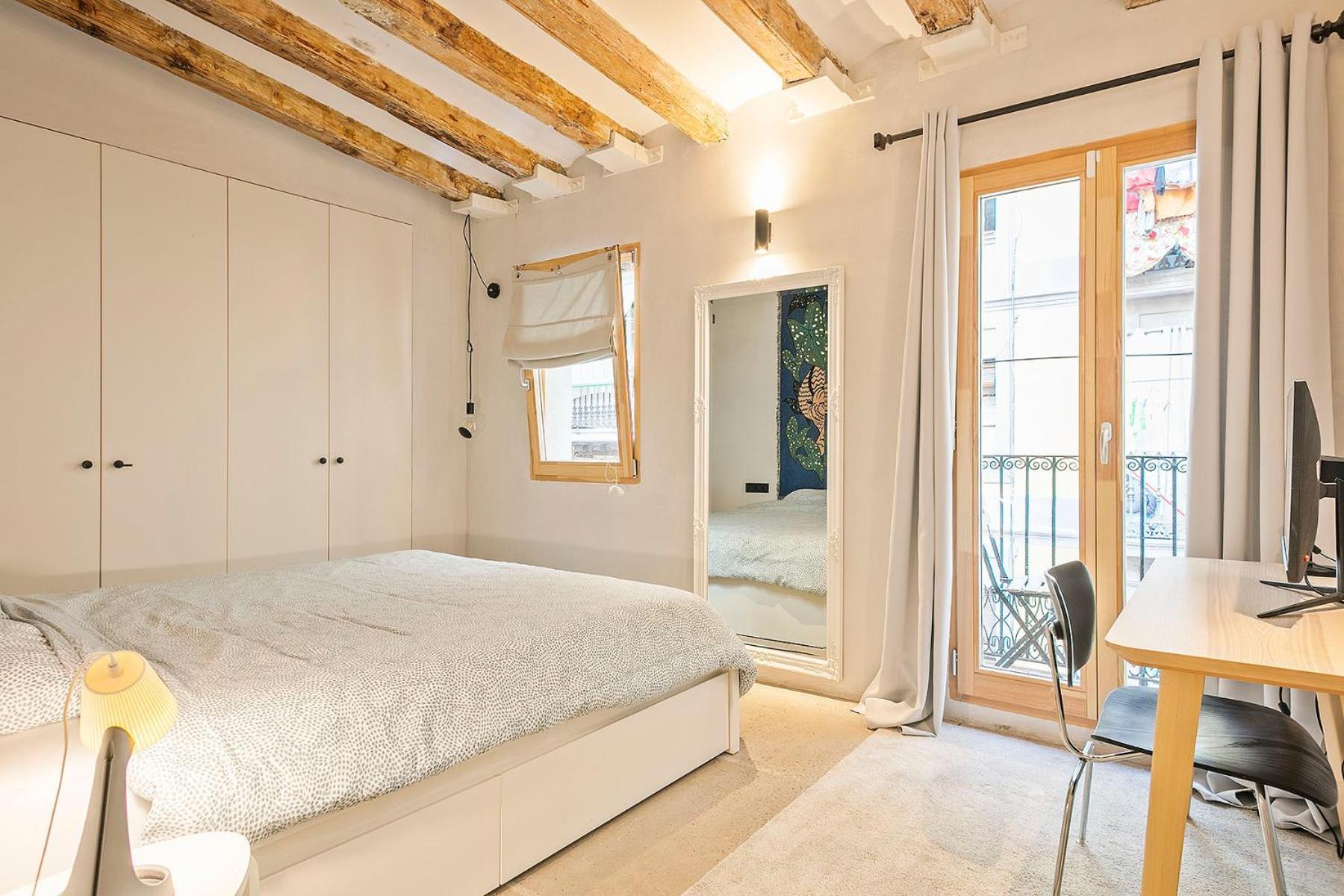 Apartment Penthouse With Rooftop In The Barceloneta - *
